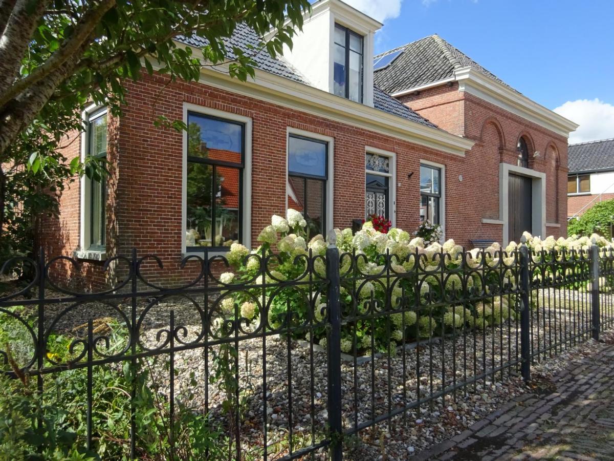 D' Ald Skoalle - Sfeervol Appartement In Oude School. Wijtgaard Eksteriør billede