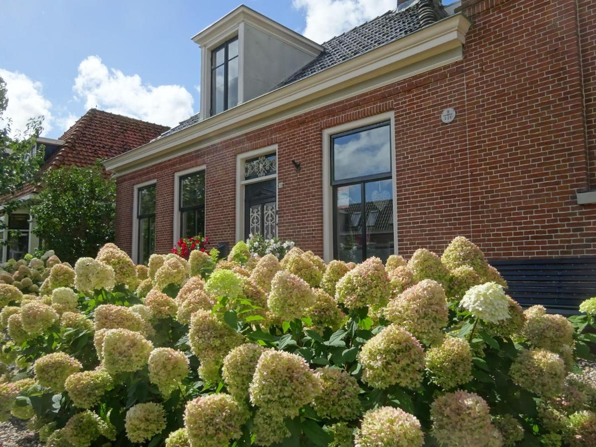 D' Ald Skoalle - Sfeervol Appartement In Oude School. Wijtgaard Eksteriør billede